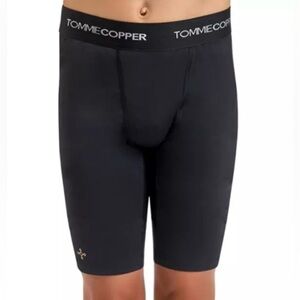 NWT Tommie Copper Boys Core Shorts Sz M
